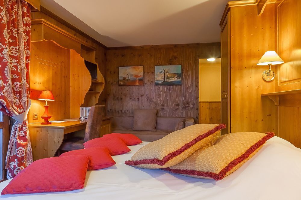 Hotel Les Balcons Village La Plagne Exteriör bild